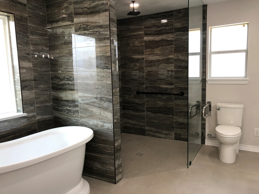 Example of a transitional bathroom design in Austin