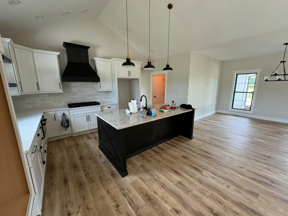 Kitchen and living area 22