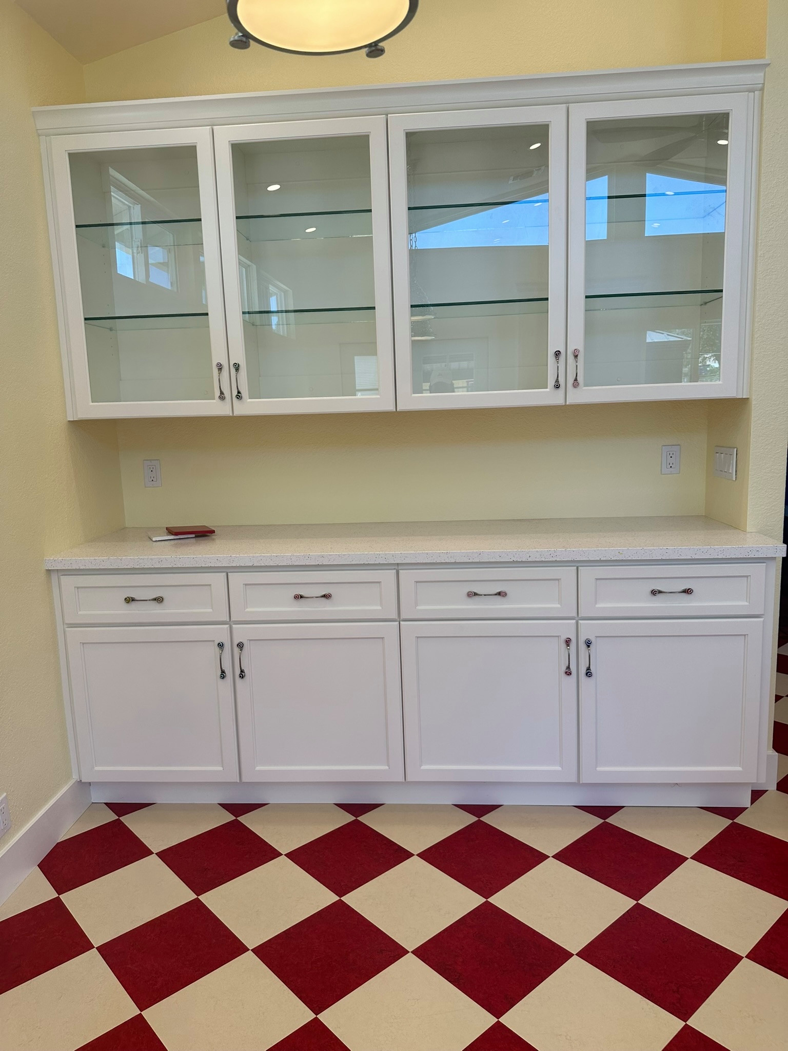 Dadek Kitchen & Laundry Room