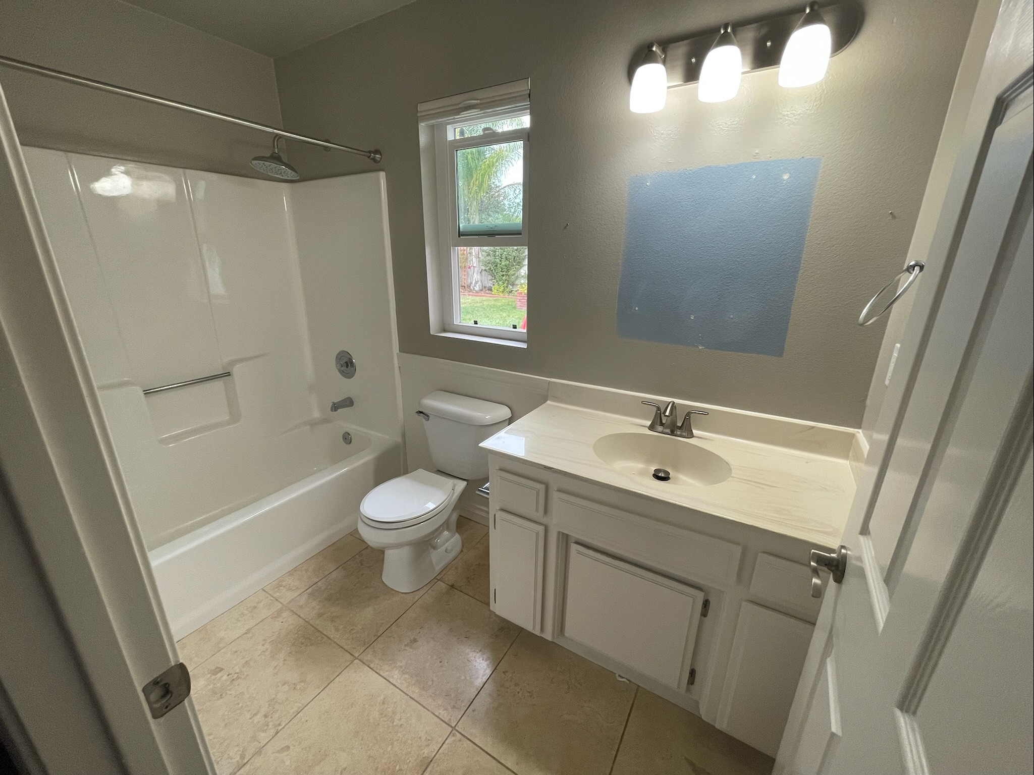 SLO Bath (Before)