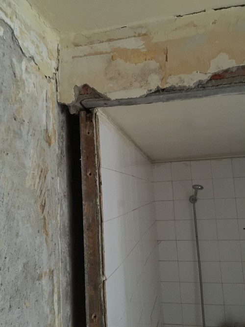 Popravak u kupaonici u panel kući u Moskvi