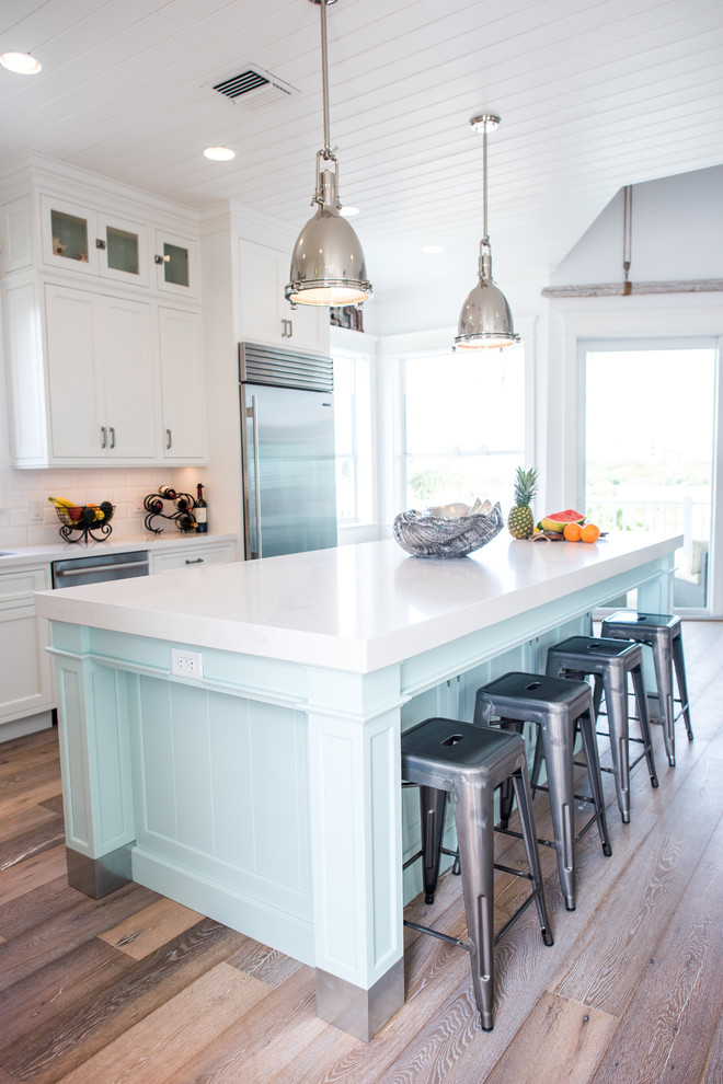 Inspiration for a coastal home design remodel in San Diego