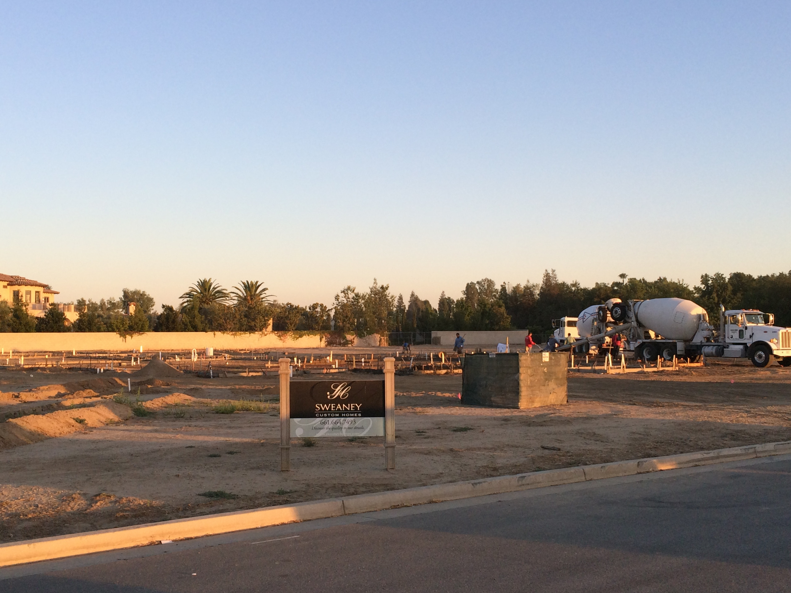 Del Sol Foundation Pour