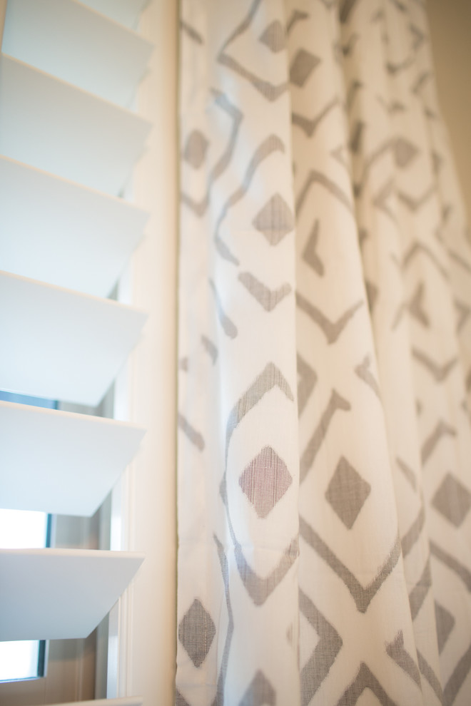 Inspiration for a transitional home design remodel in Phoenix