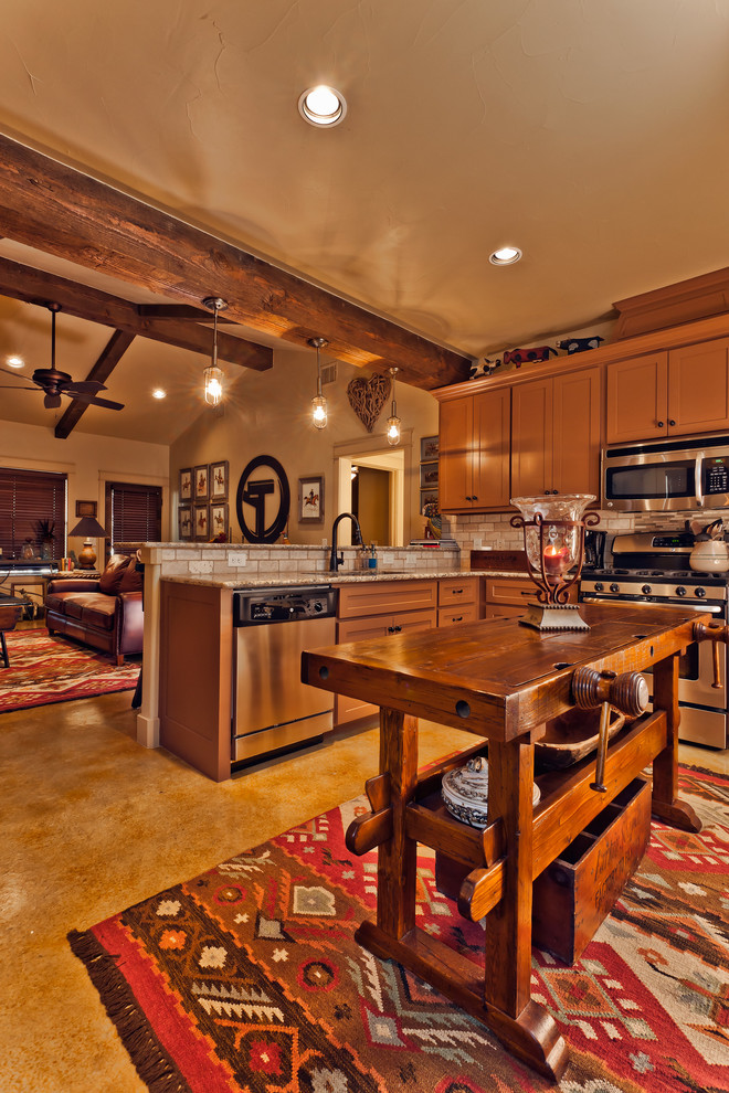 Design ideas for a country kitchen in Austin.