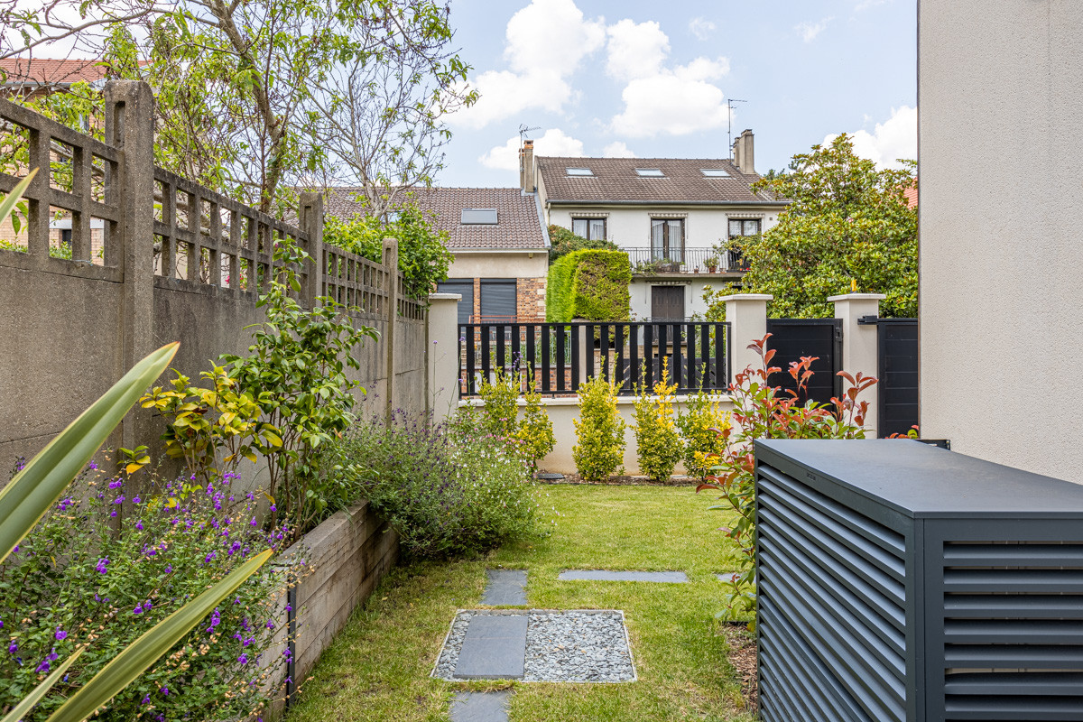 Aménagement d'un jardin avec jacuzzi
