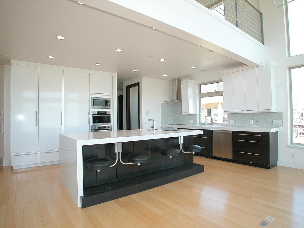 Inspiration for a contemporary kitchen in Salt Lake City with stainless steel appliances.