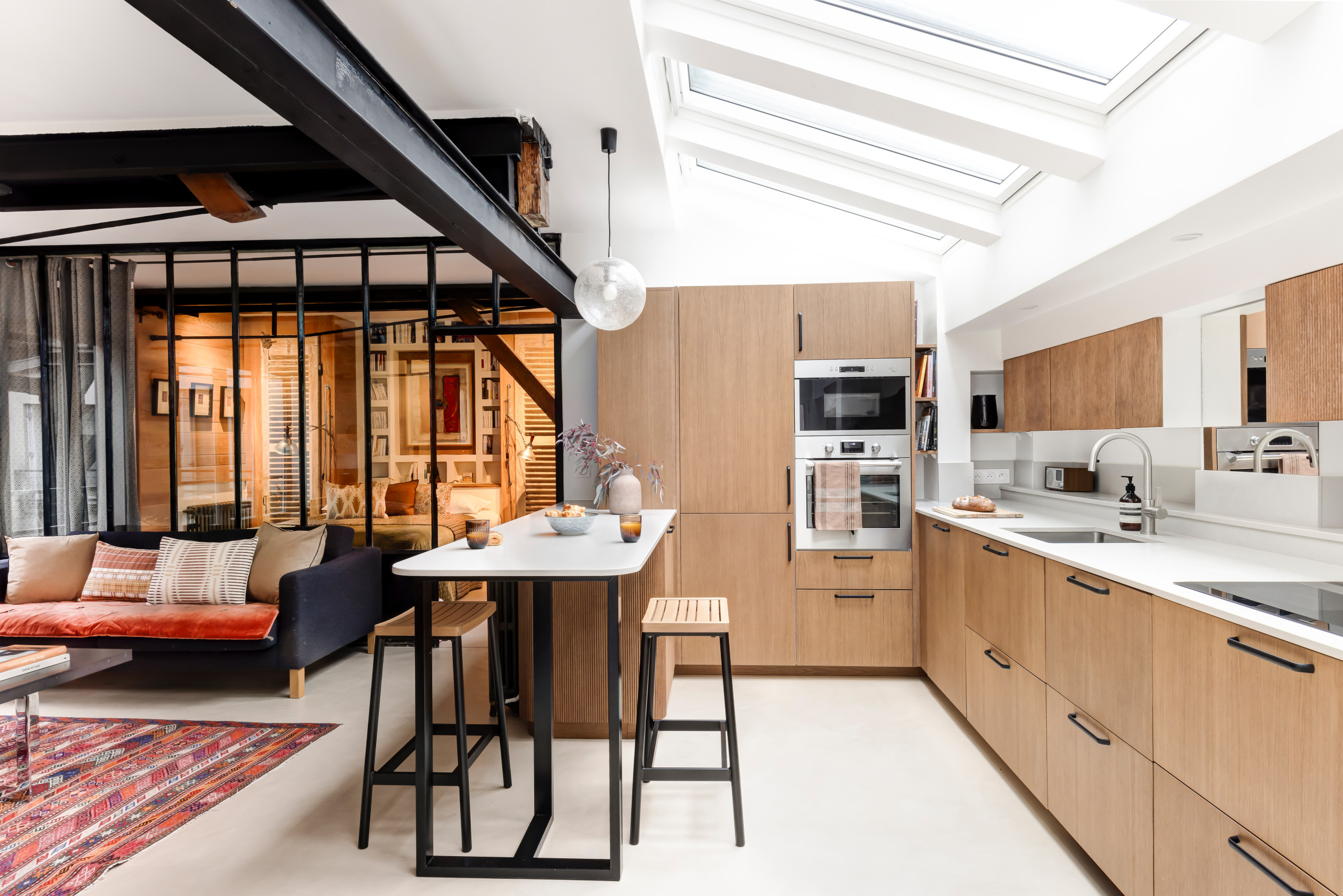 Une ancienne laverie industrielle réinventée - 92m2 à Belleville