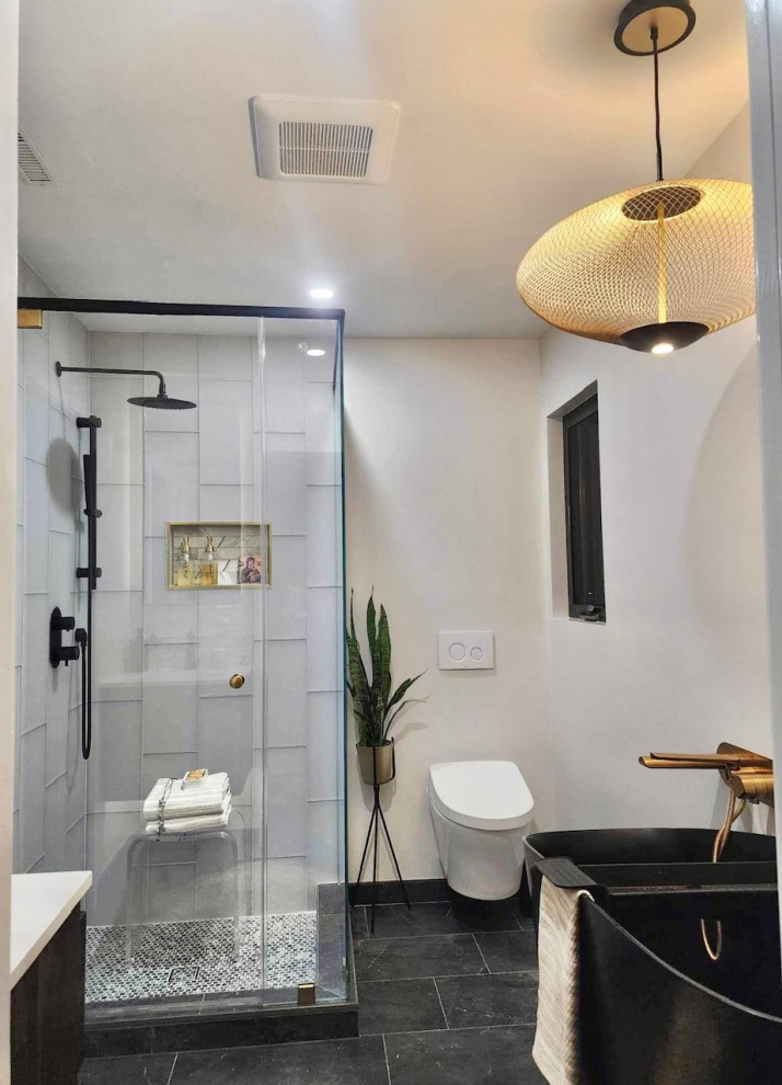 Calming Master Bathroom in Alameda