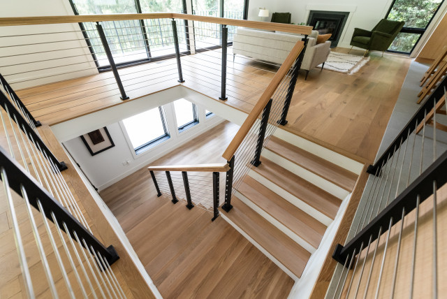 Interior Renovation in Bethesda, MD contemporaneo-escalera