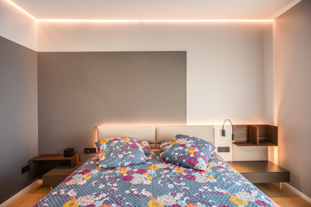 RIVARONE contemporary-bedroom