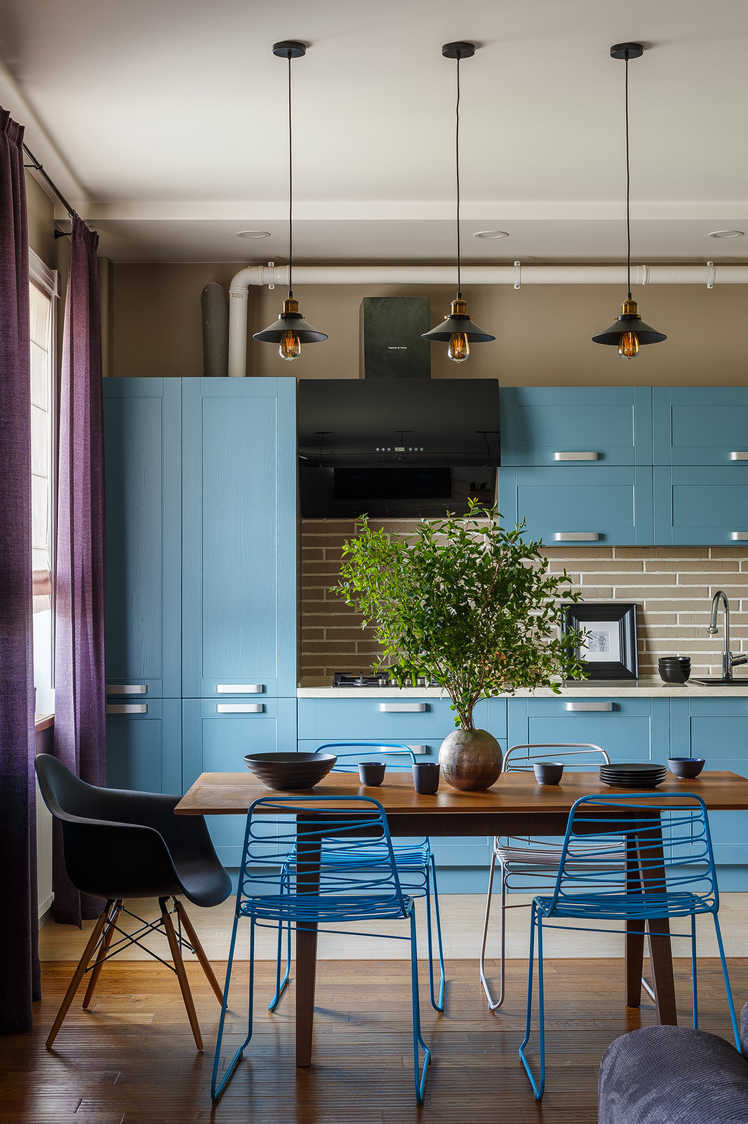 Лофт с готическими акцентами