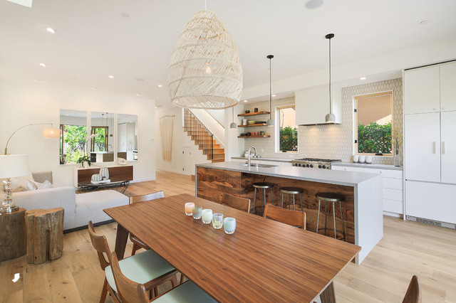 5355 Manila Ave. modern