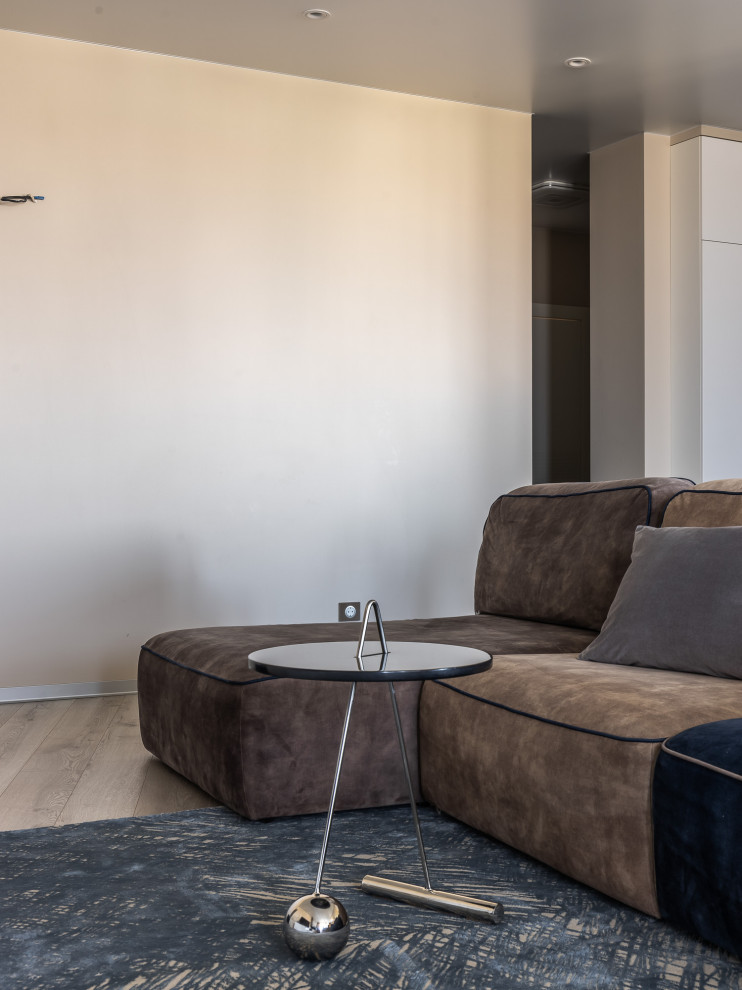 Яркая квартира в ЖК Победа