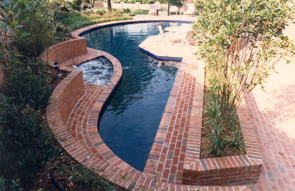 Inspiration for a mid-sized pool remodel in Miami