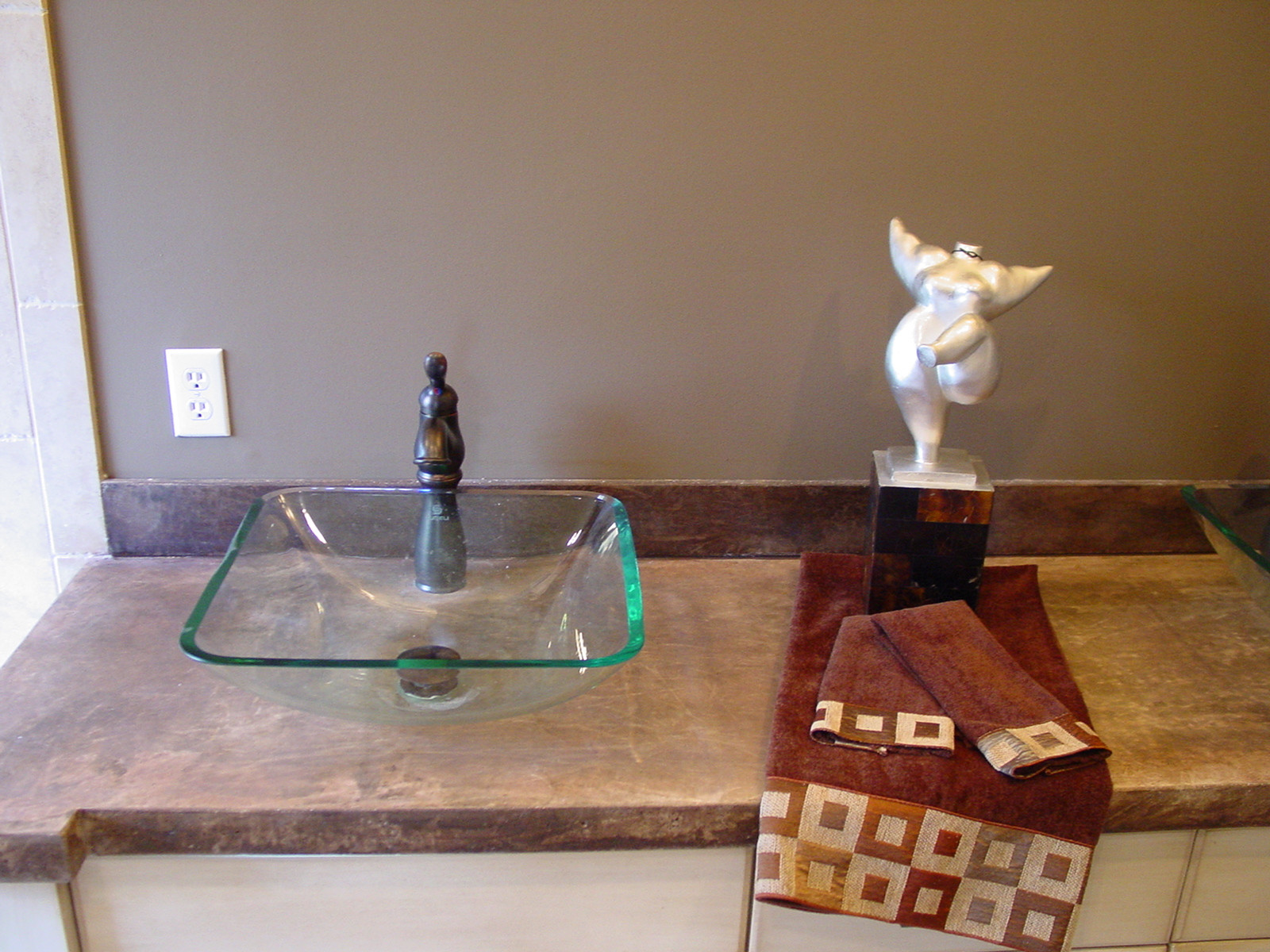 Concrete Countertop w/ Glass Sink