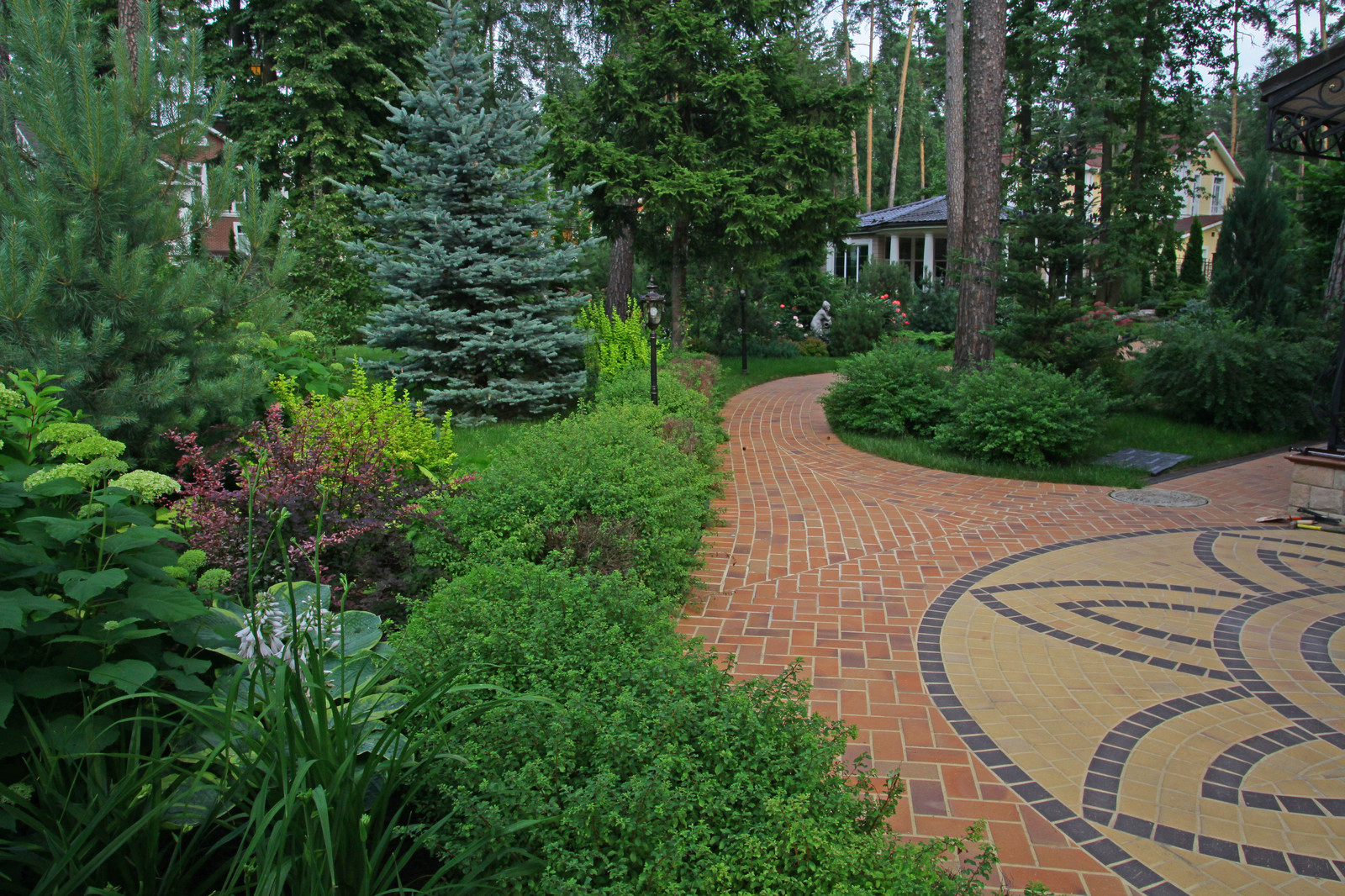 Чисты пруды