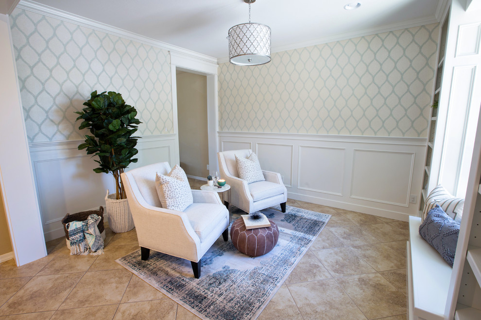 Inspiration for a transitional home design remodel in Phoenix