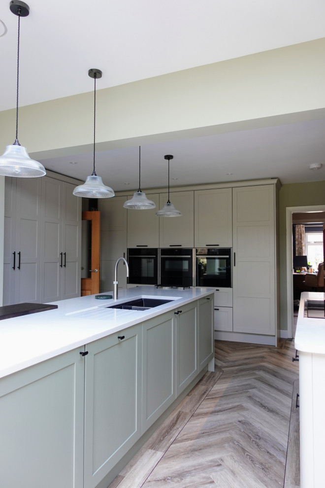 The Bilton Kitchen III - Thornham - RRP £35,550 - Luxe Price £28,350