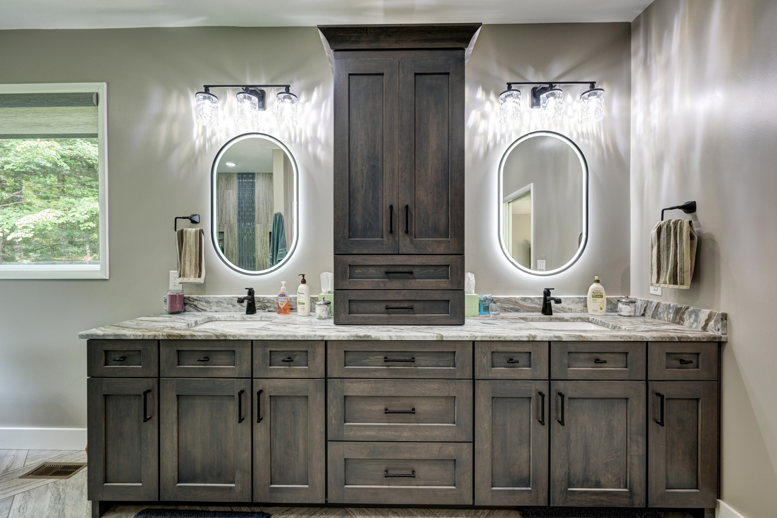 451 Caney Creek Drive - Bathroom, Kitchen, Flooring