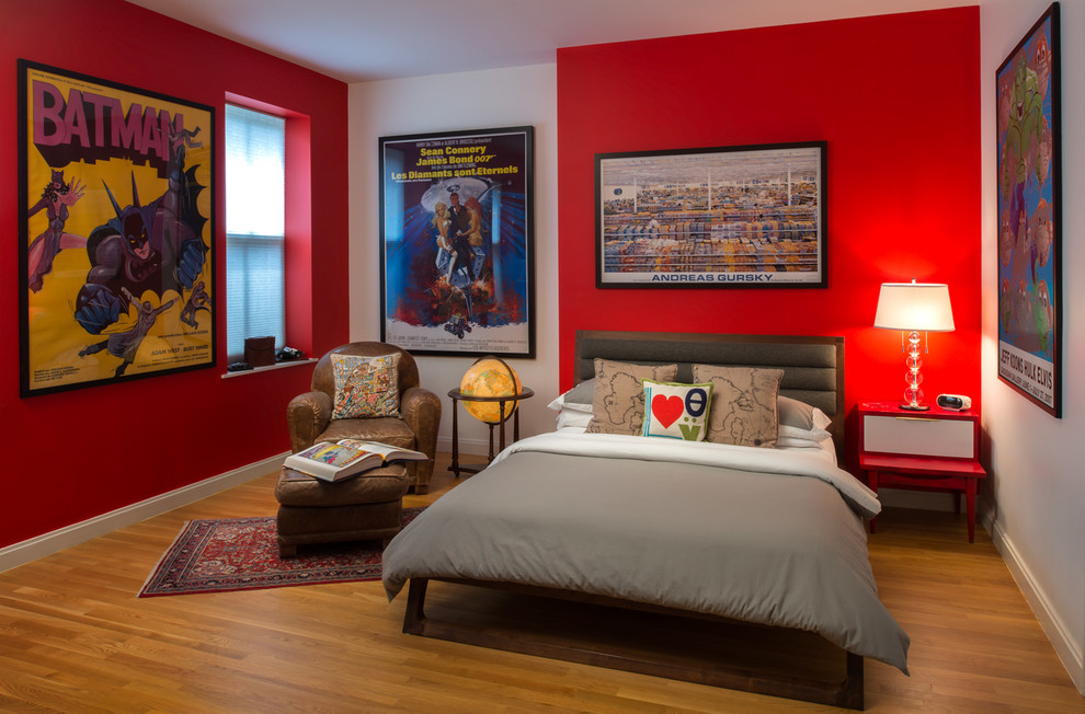 Inspiration for a bedroom contemporary kids' bedroom remodel in New York