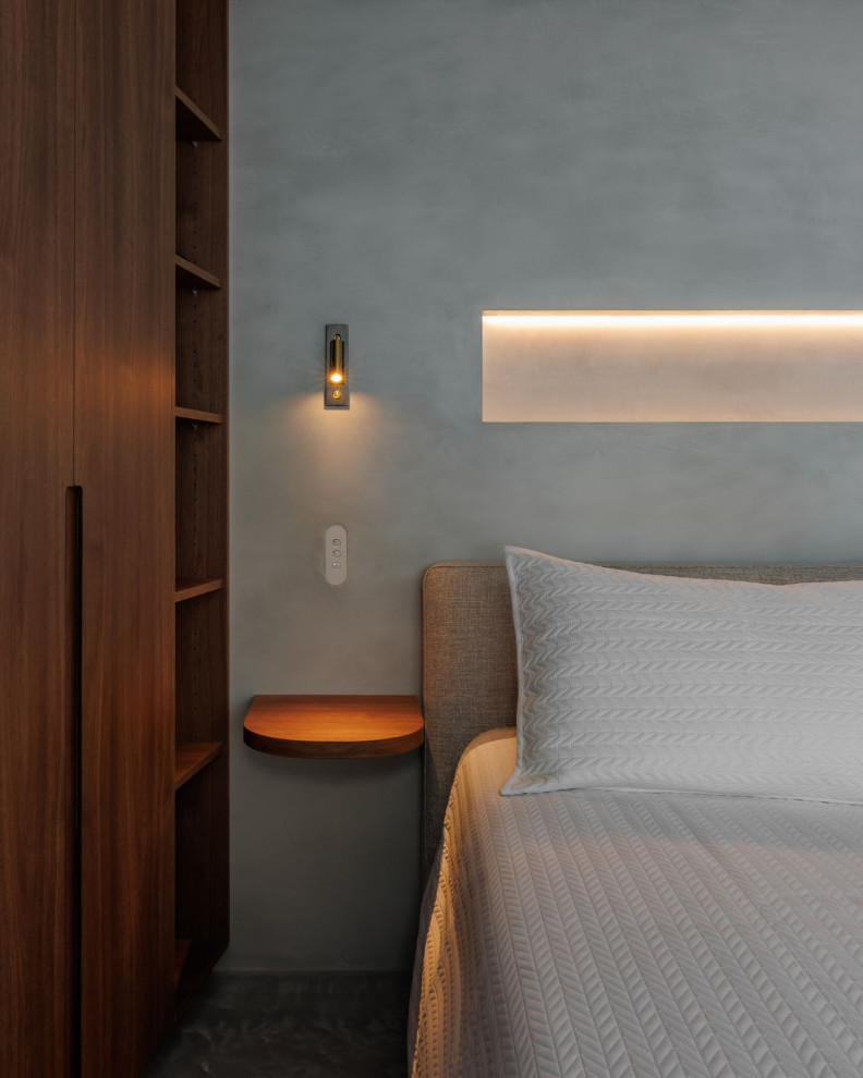 Матовая декоративная штукатурка и дерево: натуральный акцент в интерьере спальни