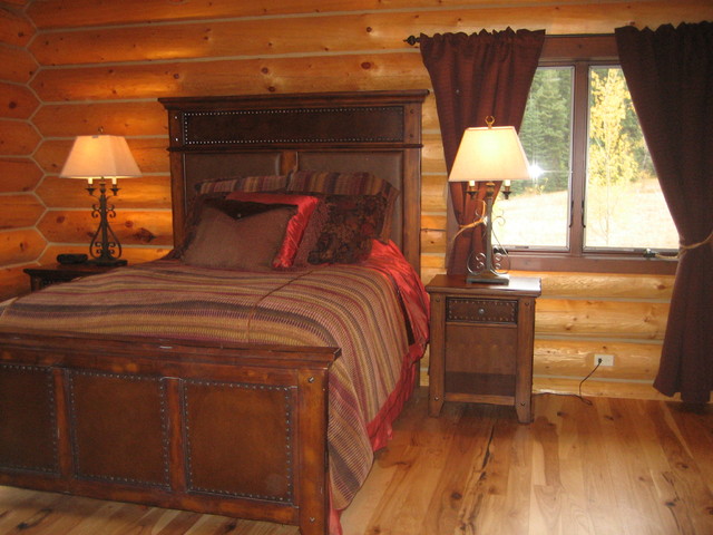 Rock Ranch After Remodel rustikal-schlafzimmer