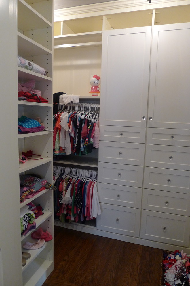 Design ideas for a traditional storage and wardrobe in Indianapolis.