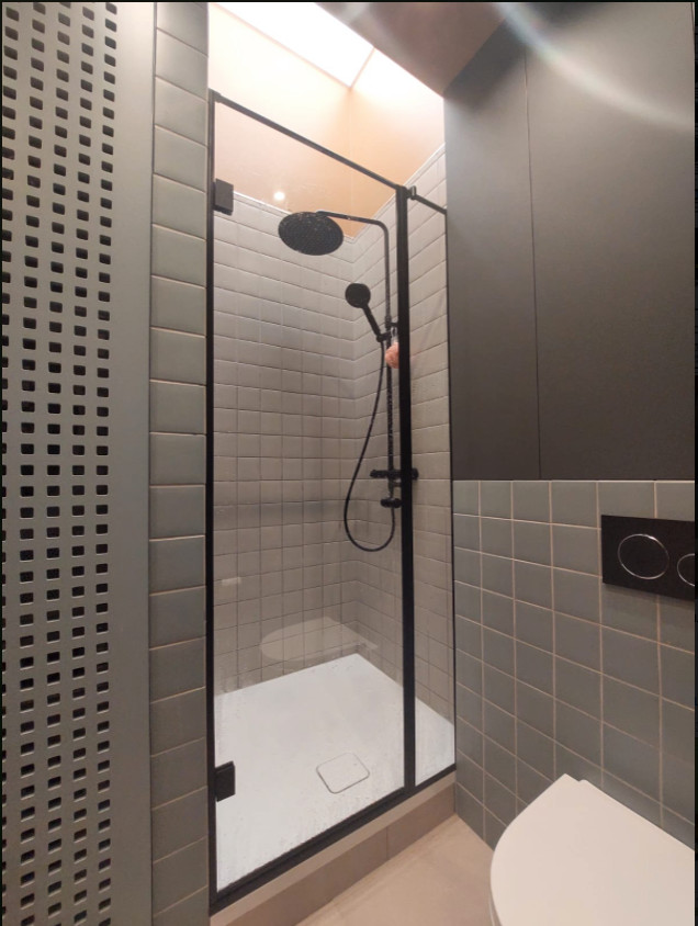 Стеклянная перегородка в душевую