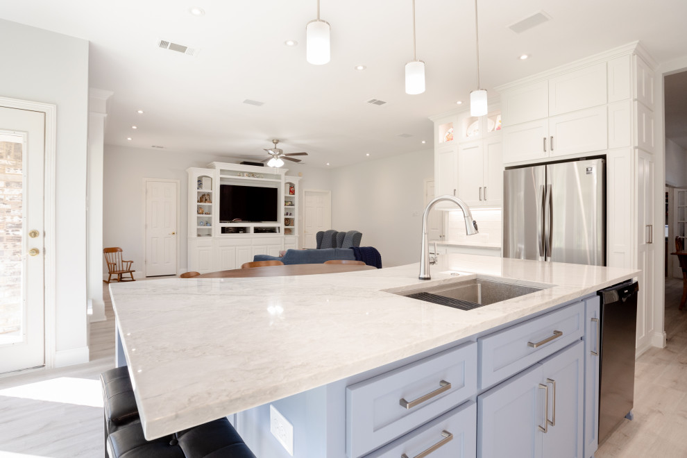 Anacua | Kitchen + Living Room
