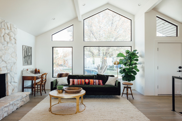 Mancheski midcentury-living-room