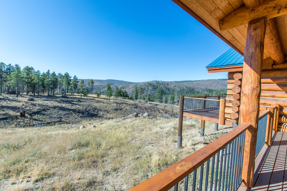 Inspiration for a rustic home design remodel in Denver