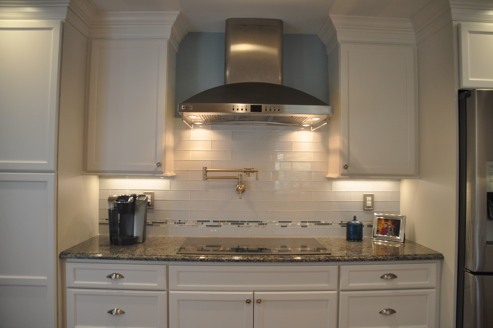 Tranquil Transitional Kitchen
