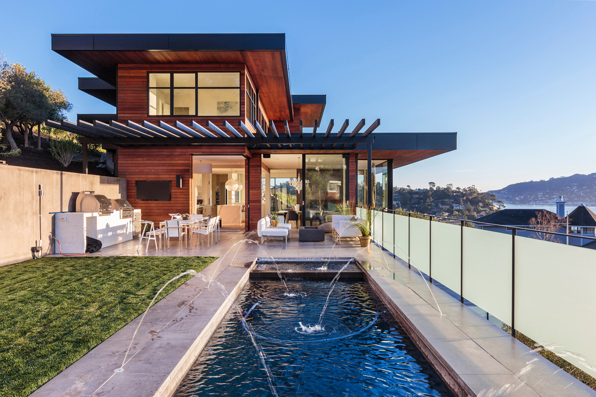 Tiburon Luxury Home