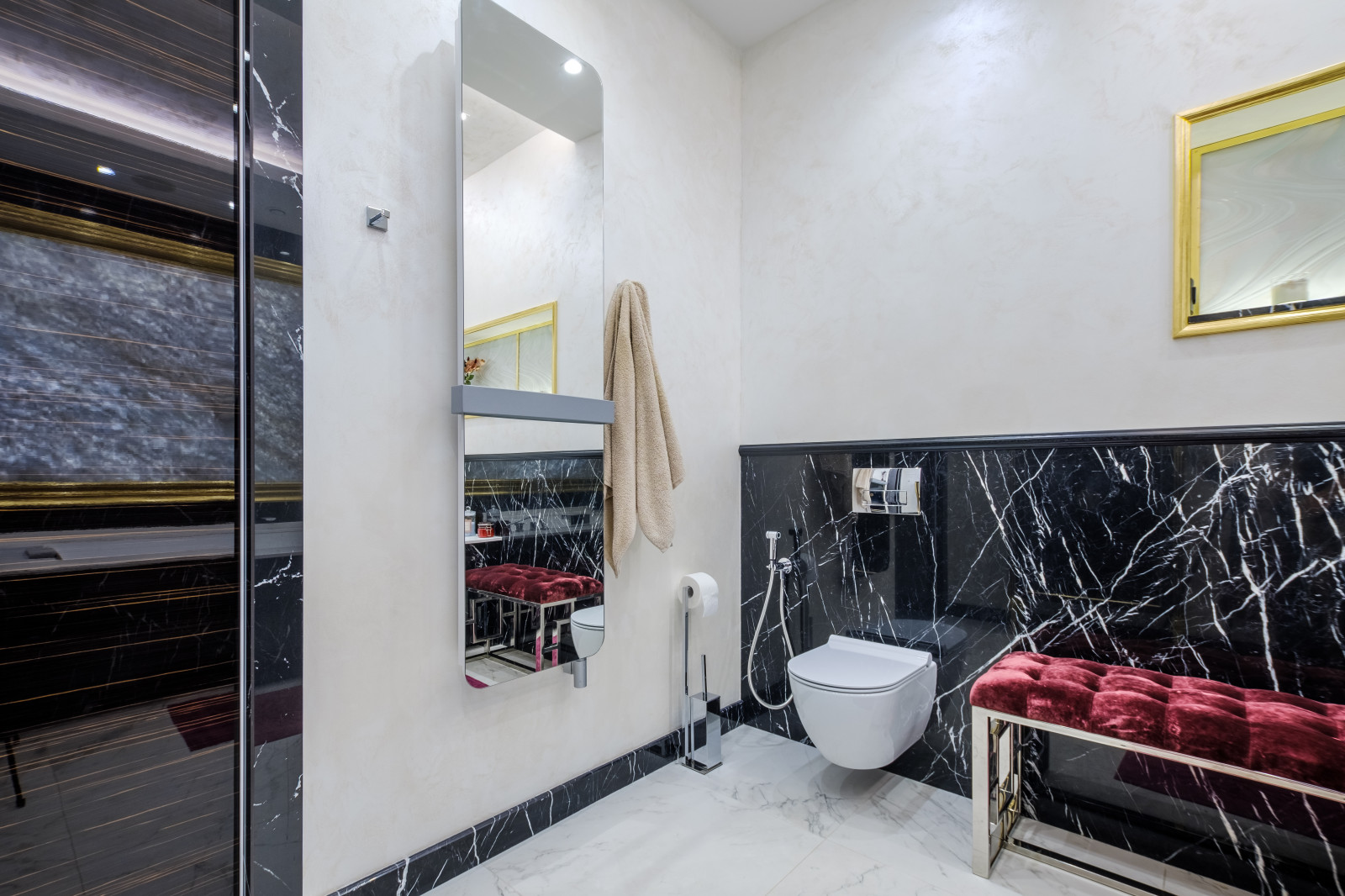 ЖК Смольный парк. Столешница, панно в ванной