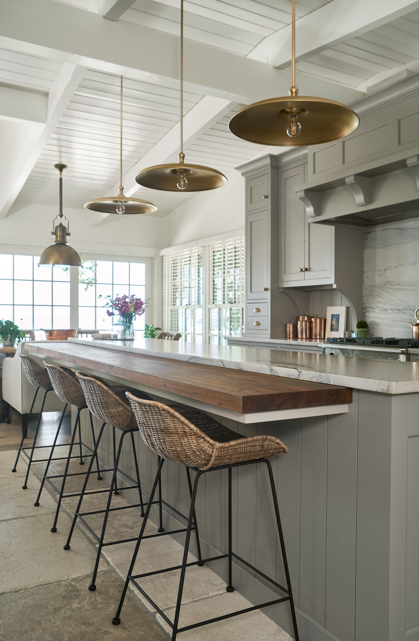 Quaint Lake House Cottage - Lake Michigan