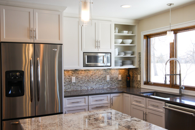 Mbros's Kitchen Remodels minimalistisch-kueche