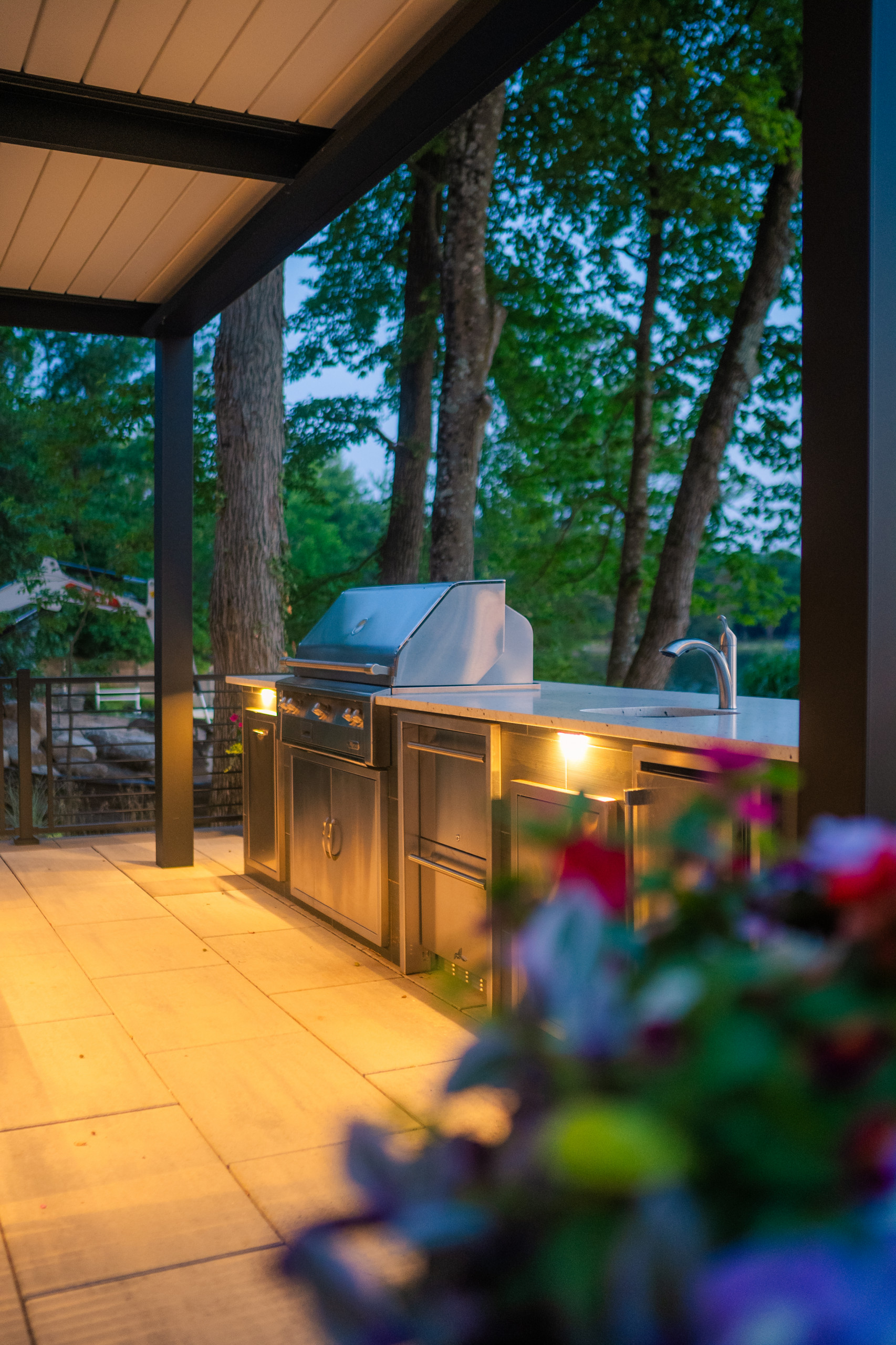 Pines Lake Modern Retreat