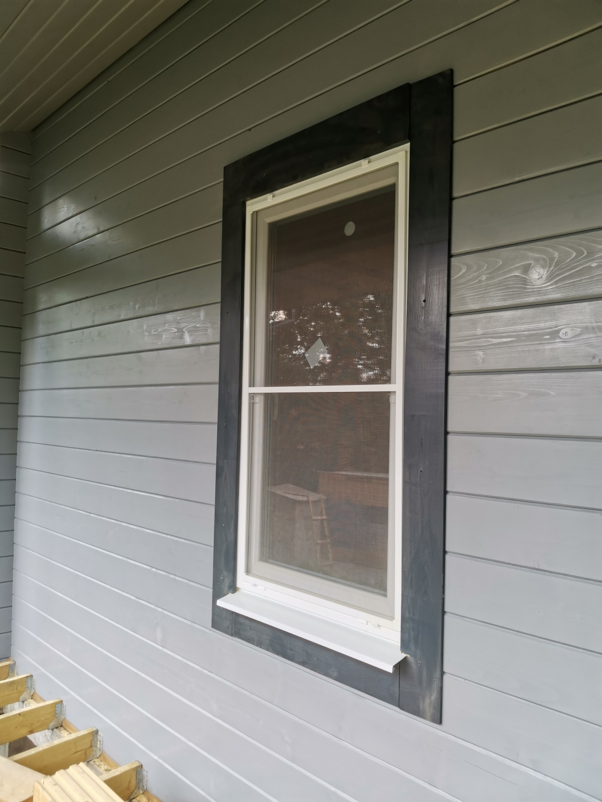 Установка пластиковых окон в коттедже