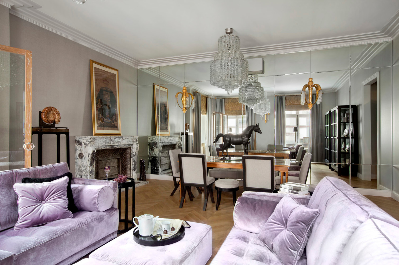 В серой дымке