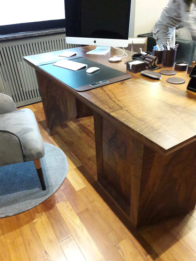 Стол рабочий