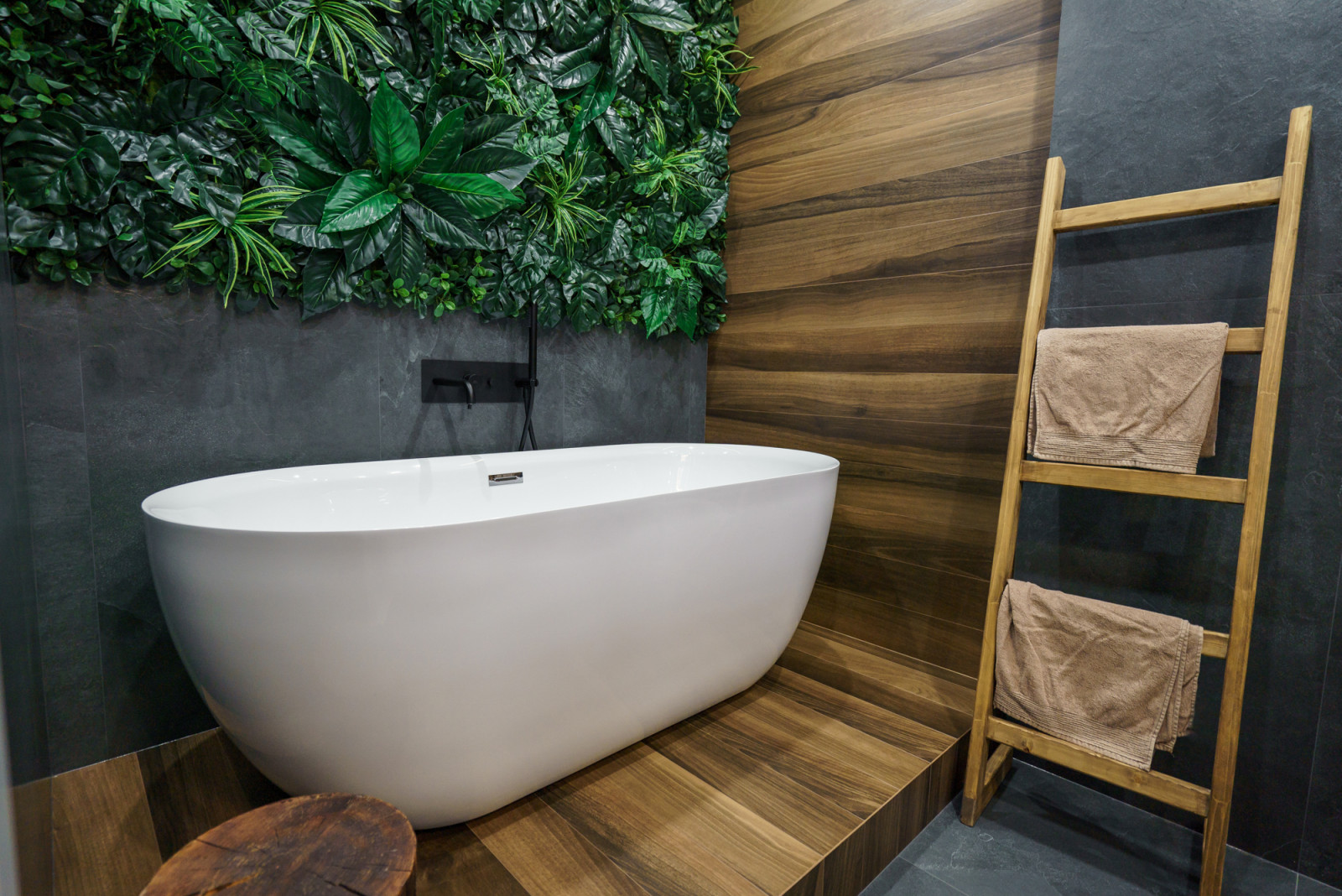 Темные акценты