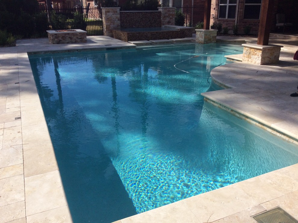 Transitional pool photo in Houston