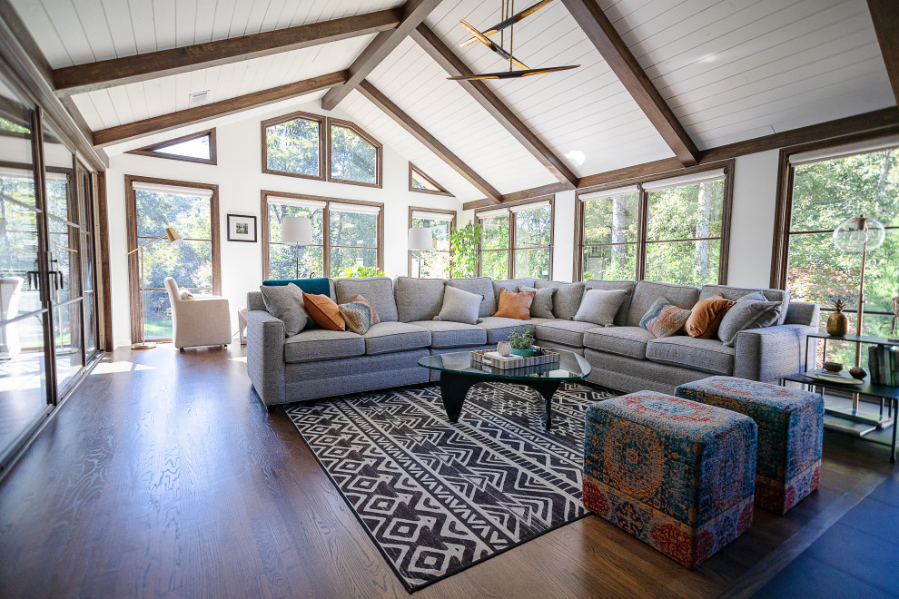 Home design - transitional home design idea in Atlanta