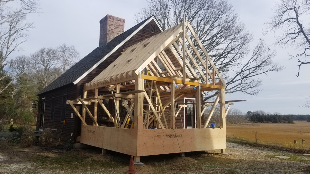 Inspiration for a transitional home design remodel in Boston