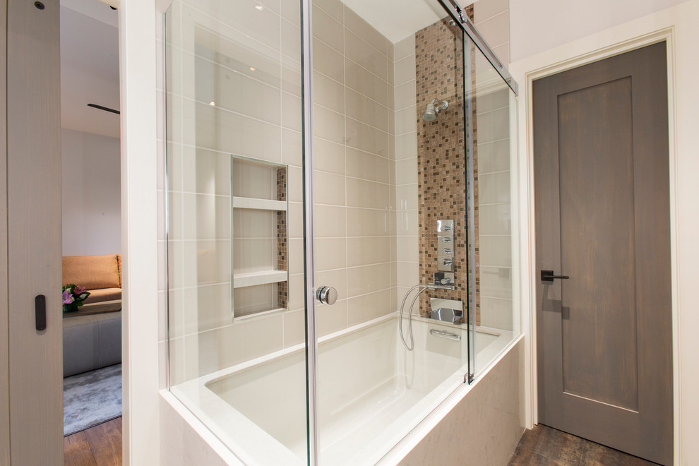 Inspiration for a transitional bathroom remodel in Jackson