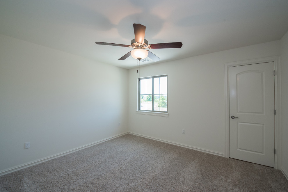 Home design - transitional home design idea