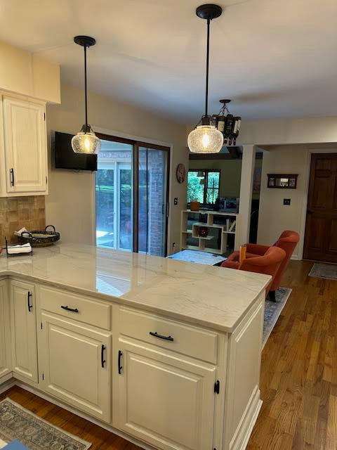 Kitchen with Color!