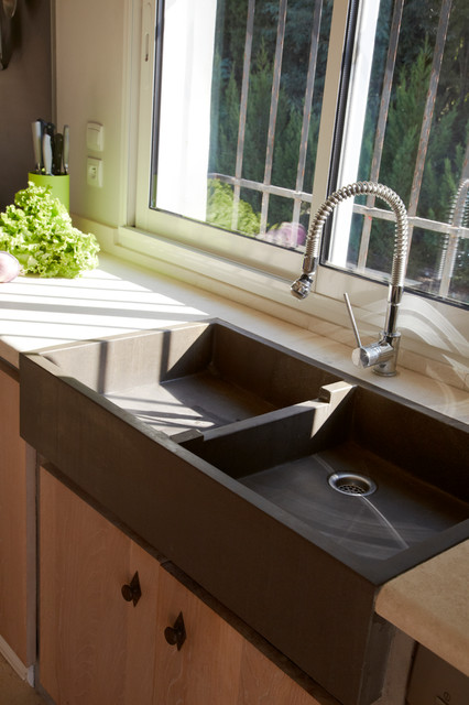 Esprit Mas moderne modern-kitchen