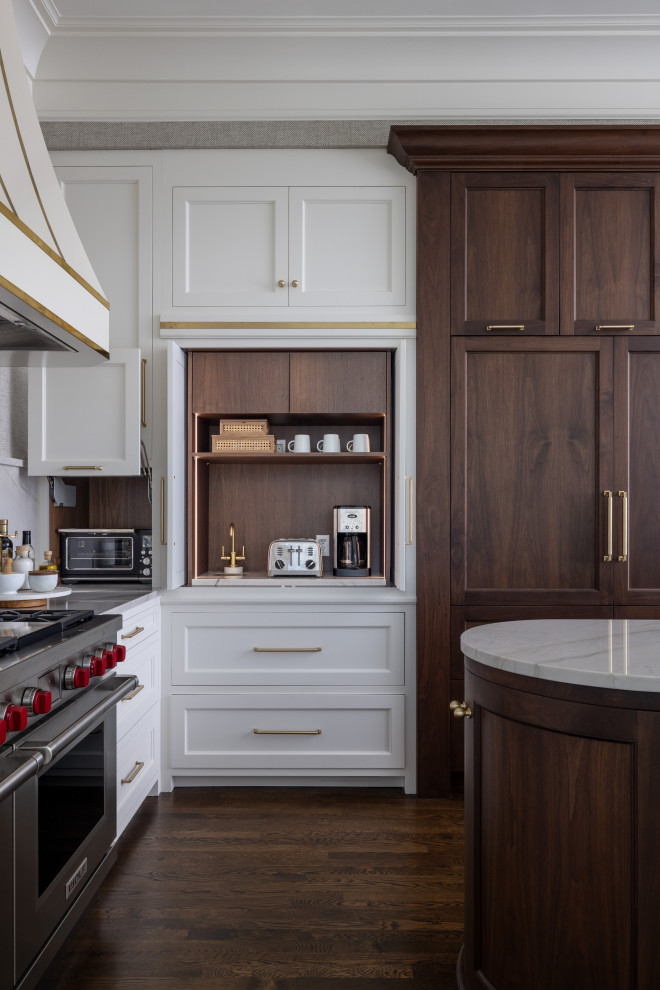 Eat-in kitchen - large u-shaped dark wood floor eat-in kitchen idea with a double-bowl sink, shaker cabinets, white cabinets, marble countertops, gray backsplash, paneled appliances, an island and gray countertops